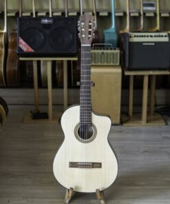 Đàn Guitar Classic NC02 dành cho người mới tập