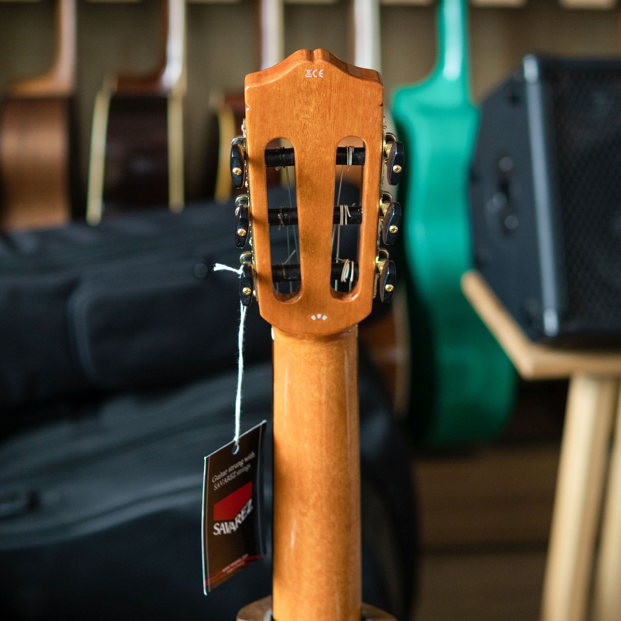 Đàn Guitar Classic Cordorba GK Studio Edge Burst - Ảnh 10