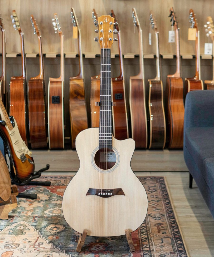 Alternative view of Đàn Guitar Acoustic Lương Sơn LSA180 dành cho người mới tập