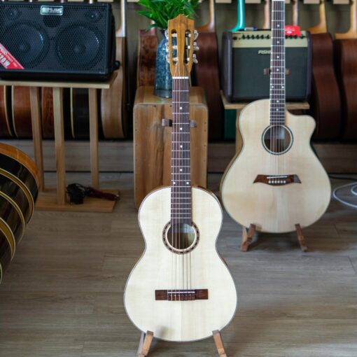 Đàn Guitar Classic NC01 mini 1/2 dành cho người mới tập