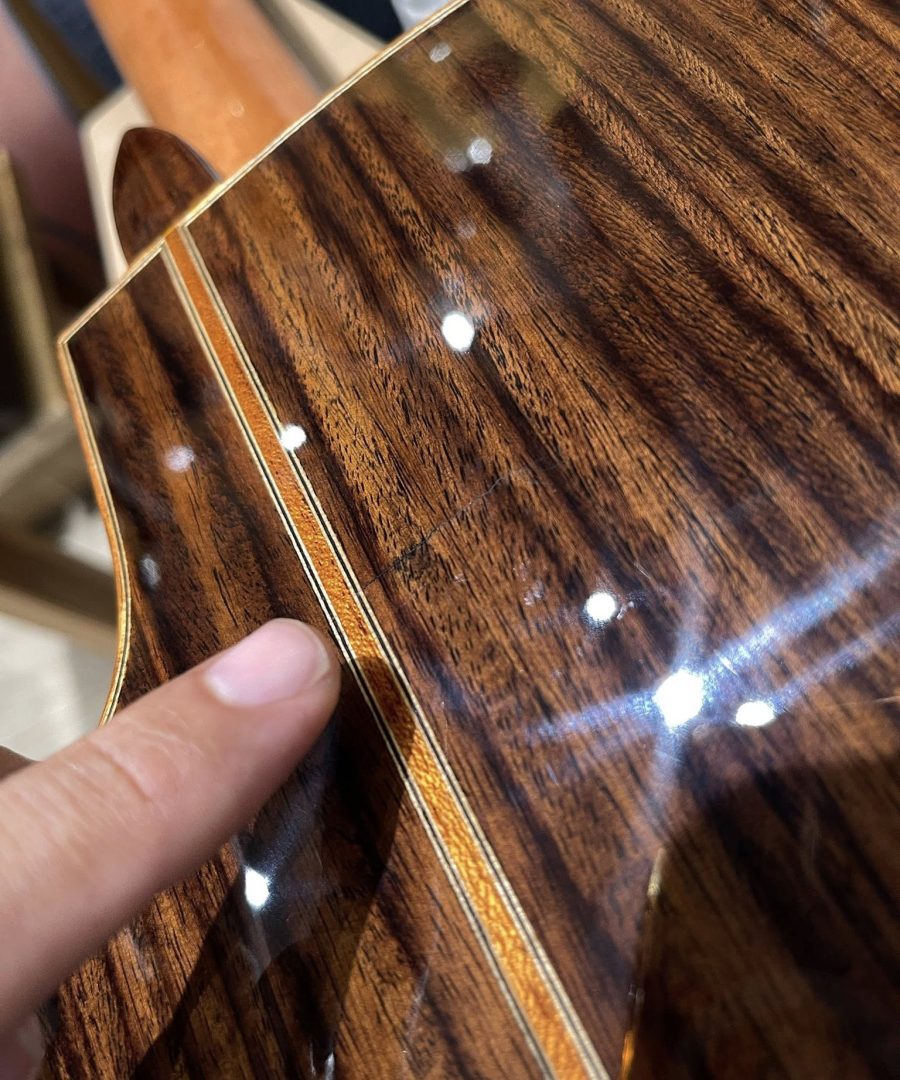 Alternative view of Đàn Guitar Classic Cordoba Orchestra CE (thanh lý do lỗi siêu nhẹ ở mặt lưng)