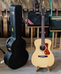 Đàn Guitar Acoustic Guild OM-240E