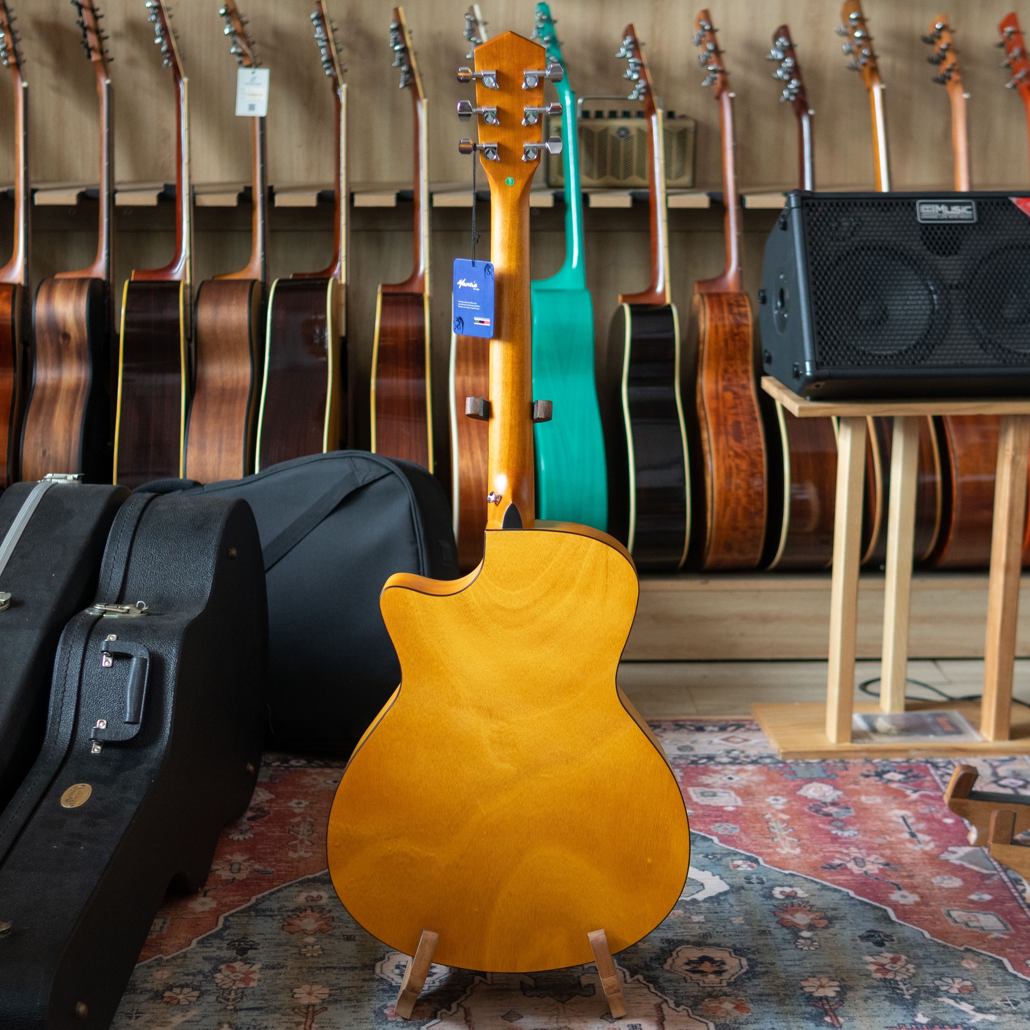 Đàn Guitar Acoustic Mantic