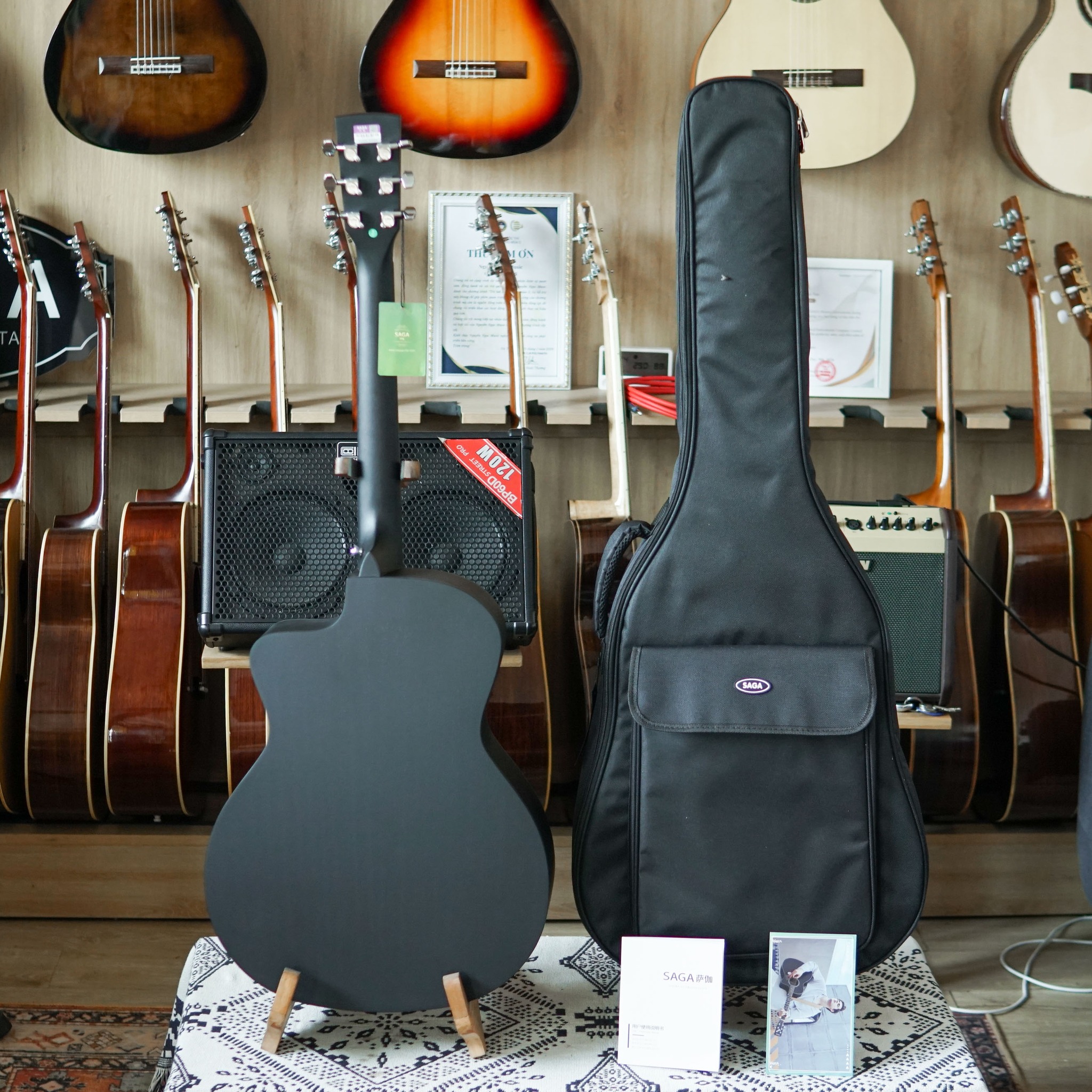 Đàn Guitar Acoustic Saga SF600GCBK - Ảnh 4