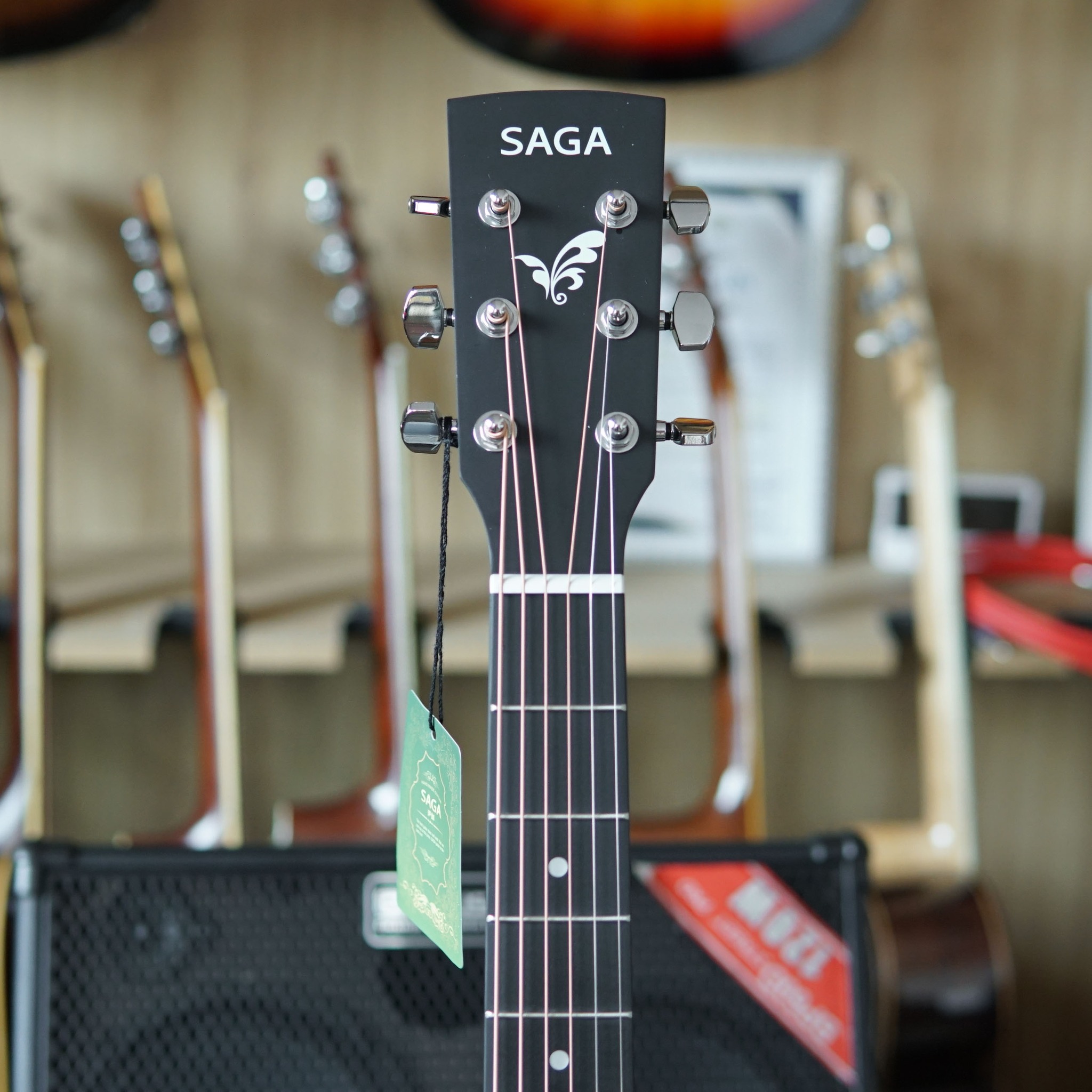 Đàn Guitar Acoustic Saga SF600GCBK - Ảnh 5
