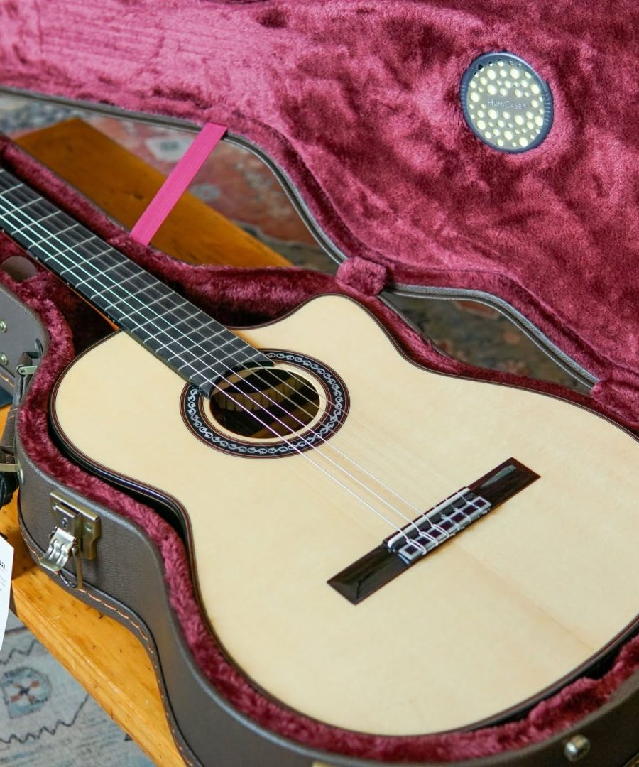 Đàn Guitar Classic Cordoba GK Pro Negra