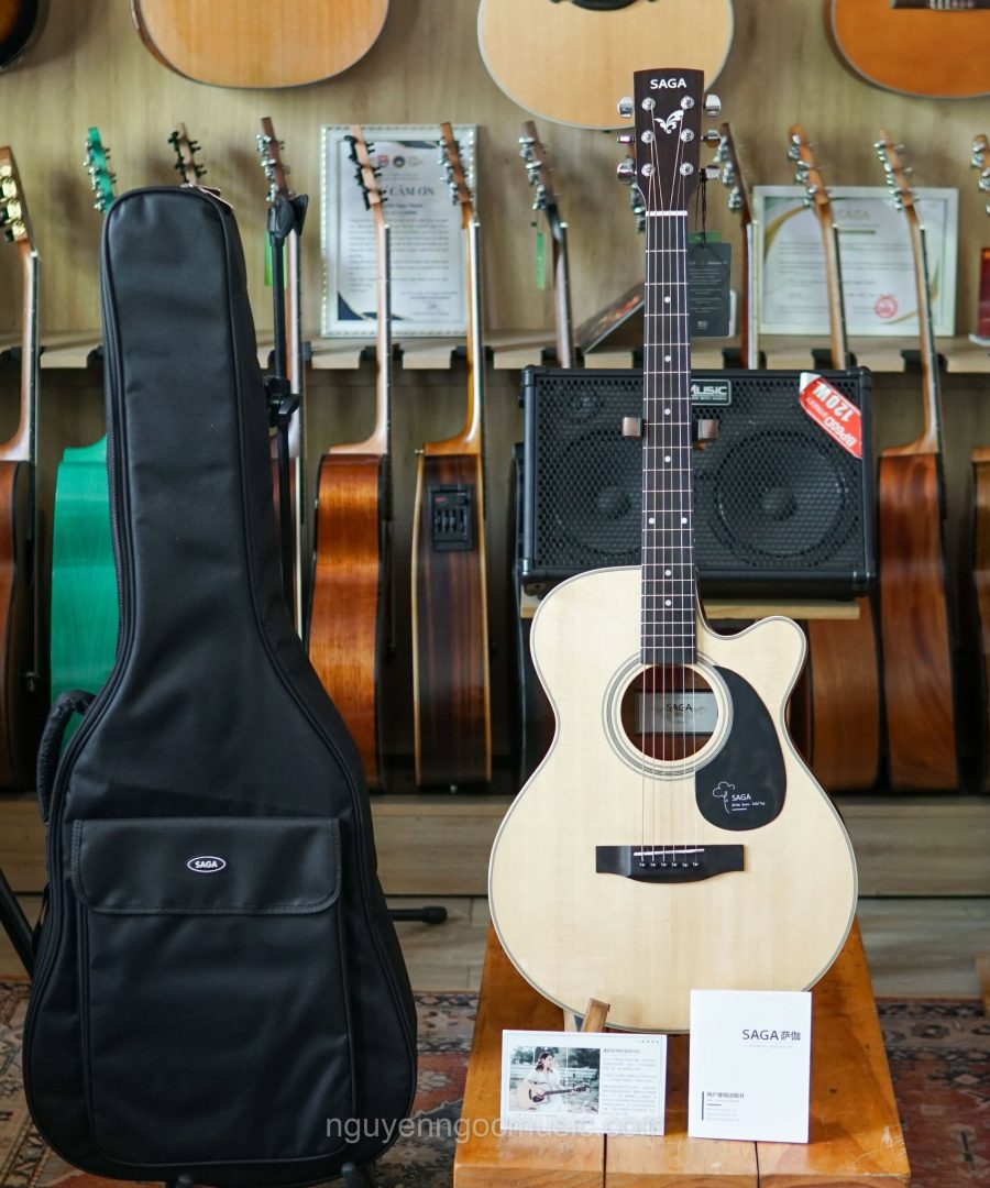 Đàn Guitar Acoustic Saga SA700C Pro